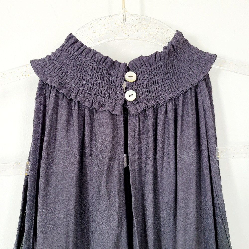 Forever 21 contemporary flowy top very open sides - Picture 7 of 8